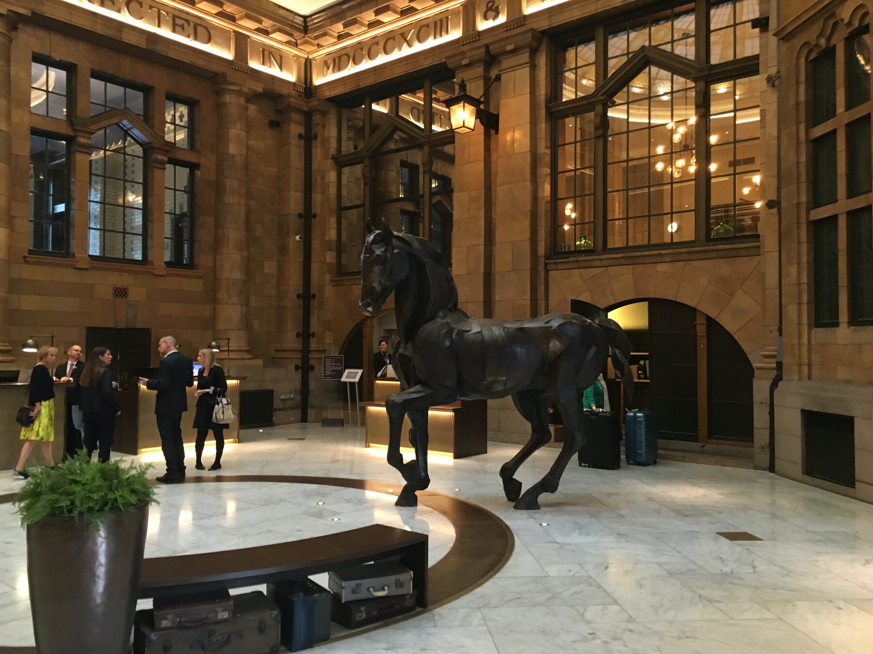 The horse sculpture revealed in the Palace Hotel reception, September 2016