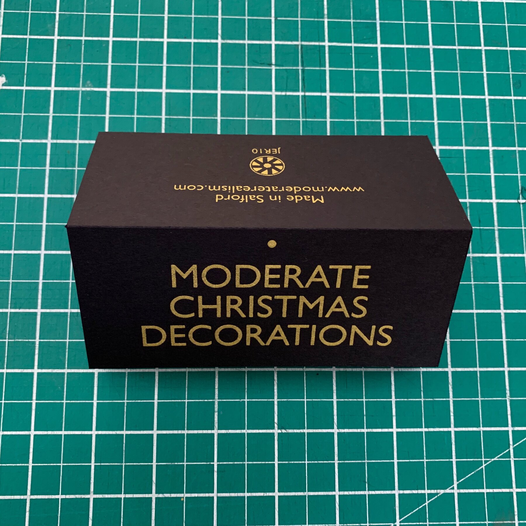 Moderate Christmas decorations, Moderate Studio journal, 2018