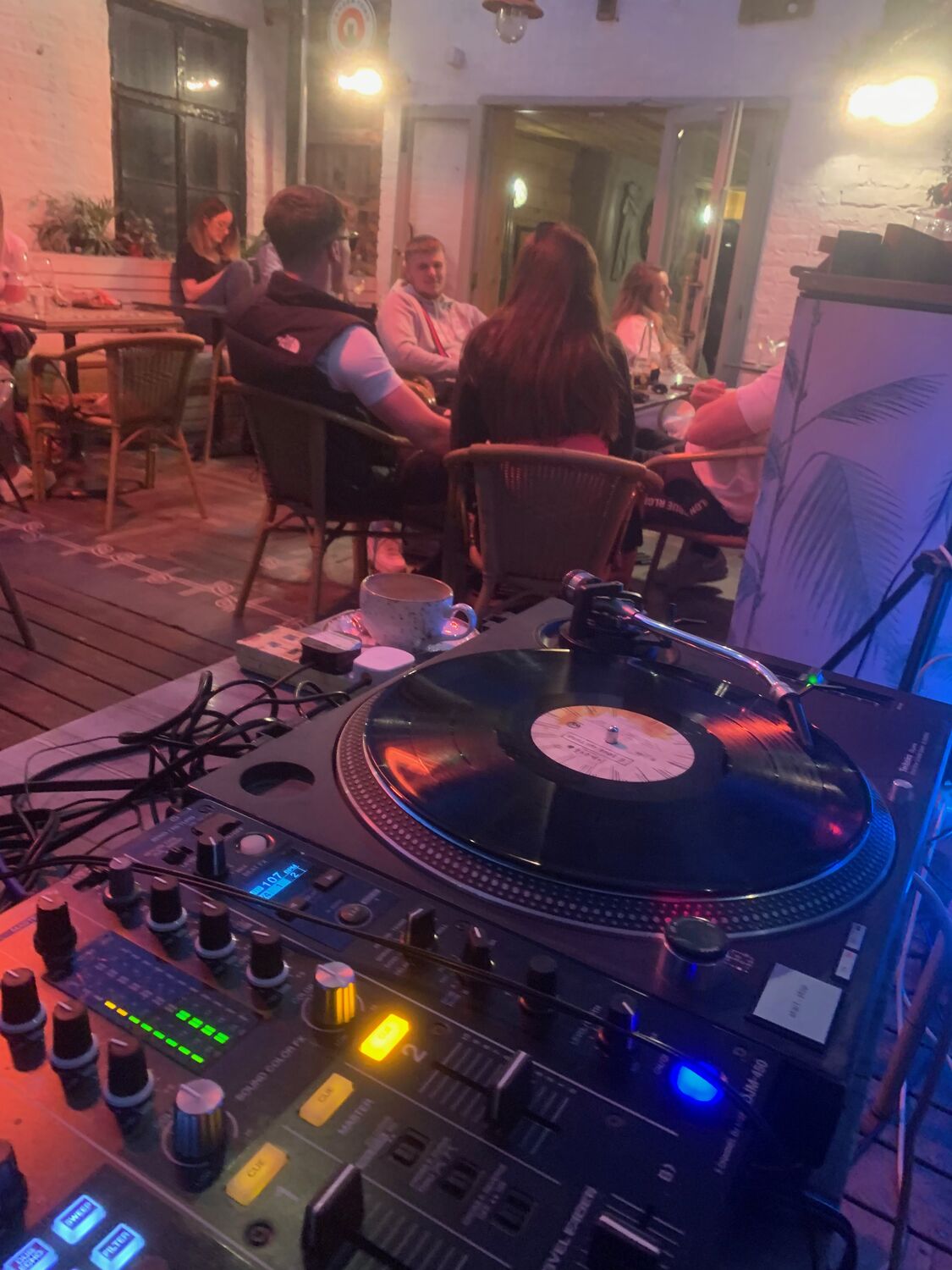 A vinyl session in Knutsford, Moderate Studio journal, 2023